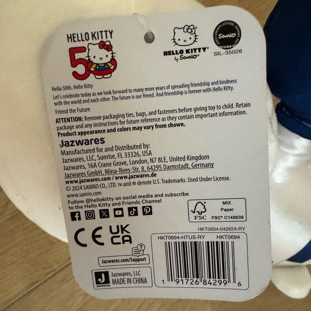 Los Angeles Dodgers Plush Hello Kitty 50th Anniversary Limited Edition - Picture 4 of 4